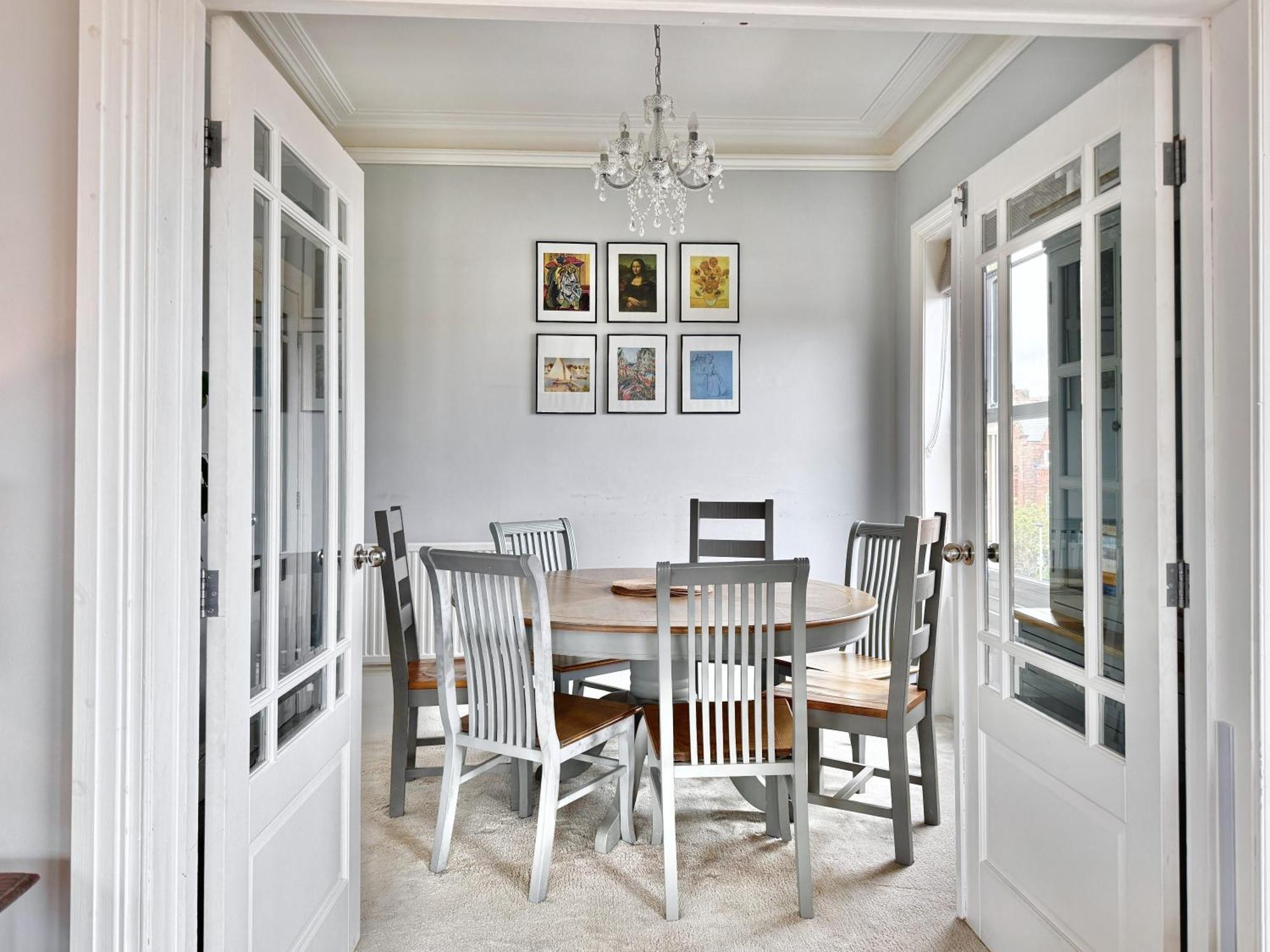 Apartment Victoria With Free Parking Скарборо Экстерьер фото