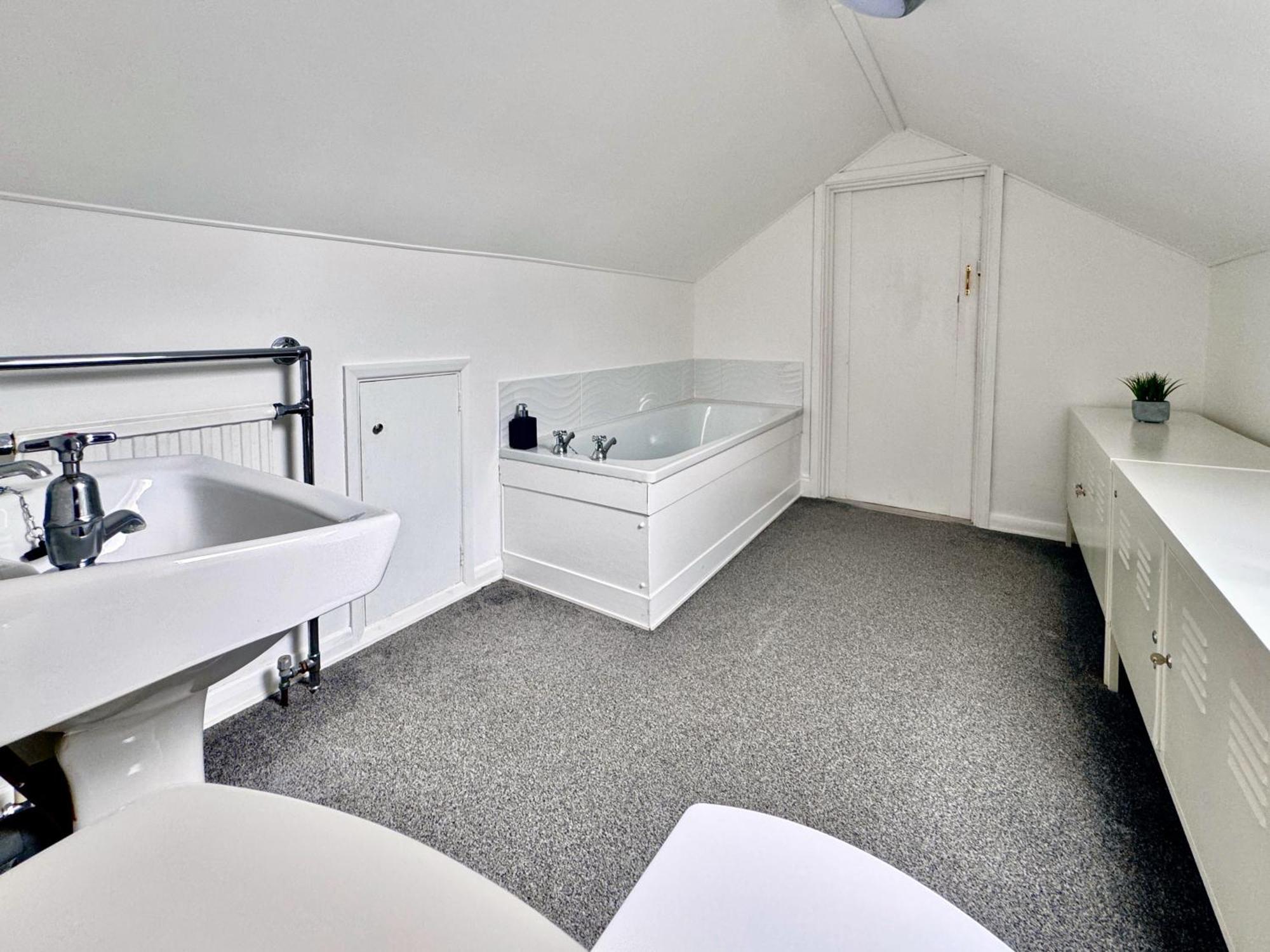 Apartment Victoria With Free Parking Скарборо Экстерьер фото